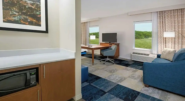 Двухместный номер Mobility Accessible Roll-In Shower Hampton Inn & Suites San Antonio Brooks City Base