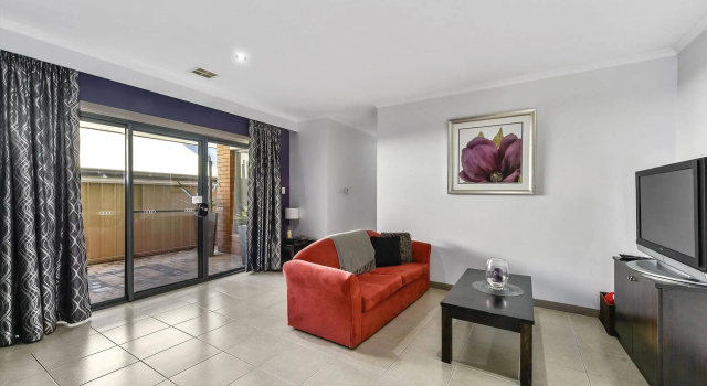 MG Delux Apartment, Book Apartment Mount Gambier 