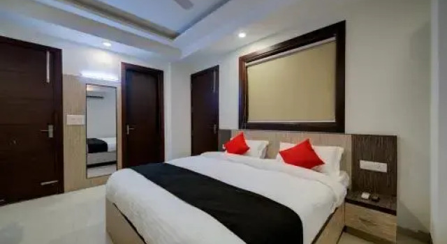 Supreme Residency by OYO Rooms, Забронировать Отель Отели Шахдара 3 звезды, 3*