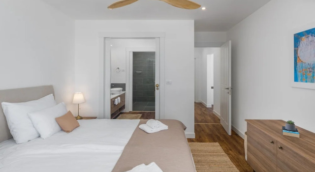 Luxury Beach Villas Porto Bus