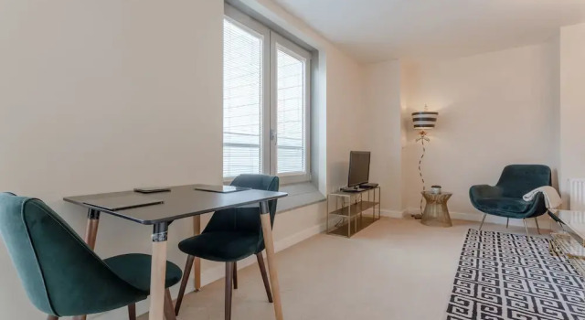 Spacious and Central Flat Near Regent's Park, Забронировать Отель Отели Англии 3 звезды, 3*