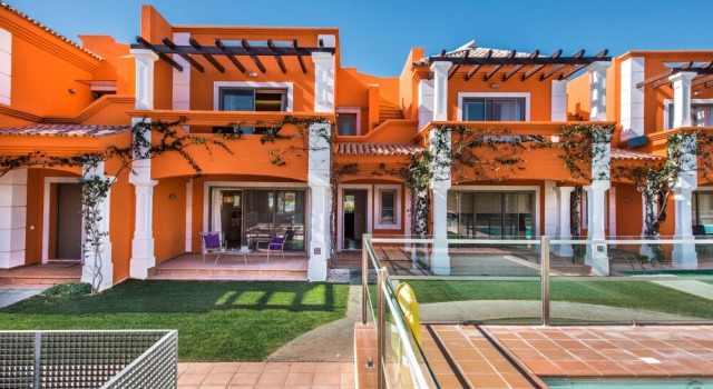 Lux Residence by MarsAlgarve