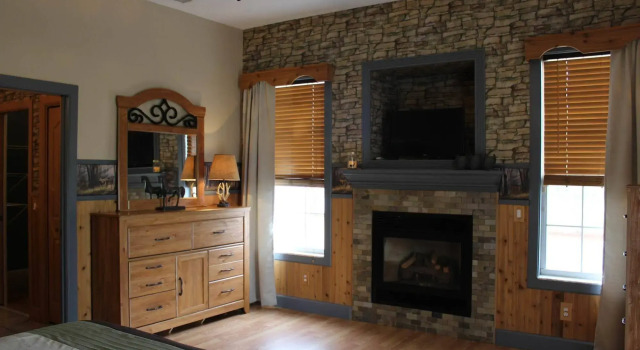 Rock Pointe Ranch, Buchen Sie Bed & Breakfast Hotels in Floral City mit Pool, Schwimmbad