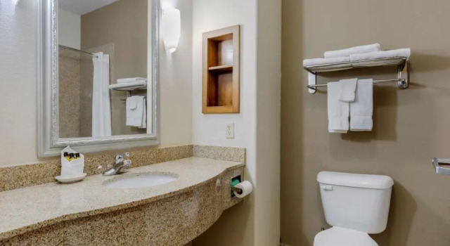 Номер Standard Best Western Plus Sweetwater Inn & Suites