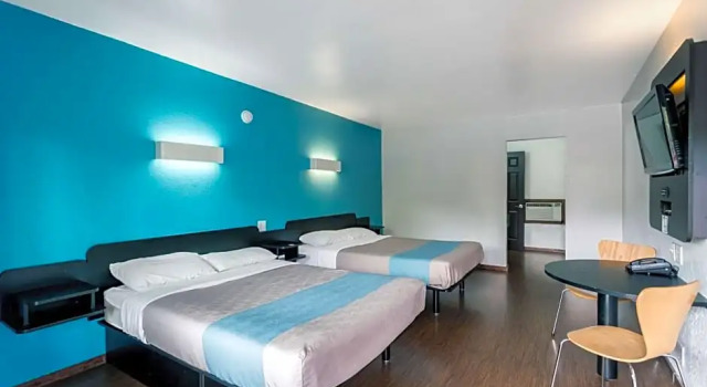 Люкс Deluxe Motel 6 University Missoula