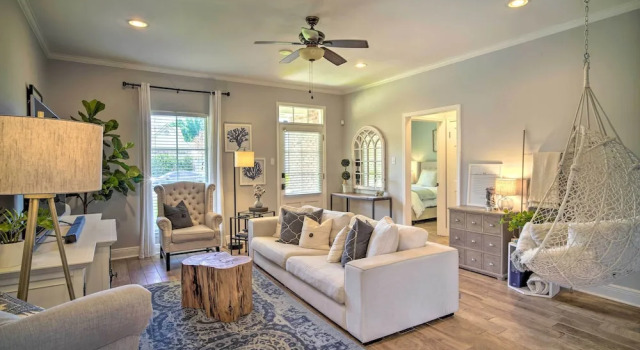 Коттедж Baton Rouge Game Day House w/ Chic Yard Space