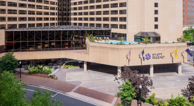 Hyatt Regency Crystal City at Reagan National Airport