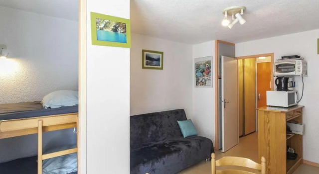 Appartement Cauterets, 1 pièce, 4 personnes - FR-1-401-23, Rezervasyon Daire Pyrenees National Park otoparklı oteller, Otopark