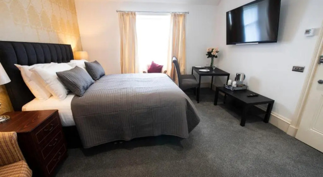 Полулюкс Grosvenor Suites