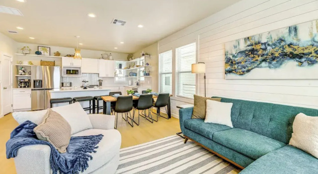 Коттедж 1 Mi to Beach: Home w/ Pool Access in Port Aransas