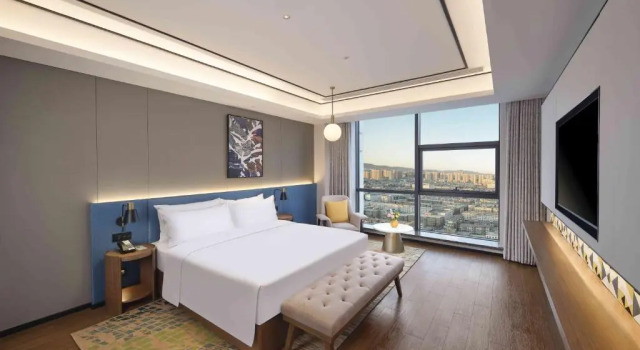 Двухместный люкс Deluxe Hilton Garden Inn Jinzhou Central Street