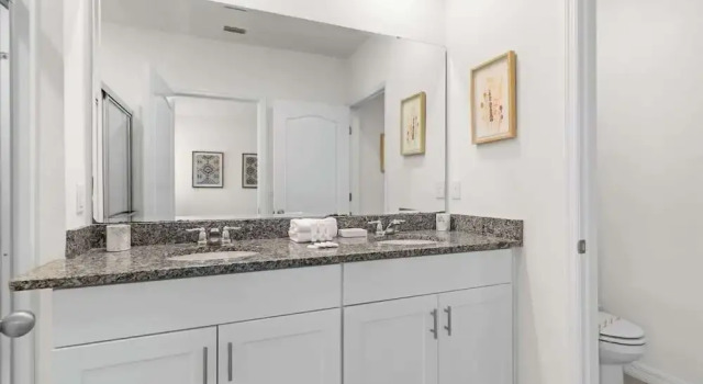 Коттедж Beautiful 6br5bathpool Clubhouse