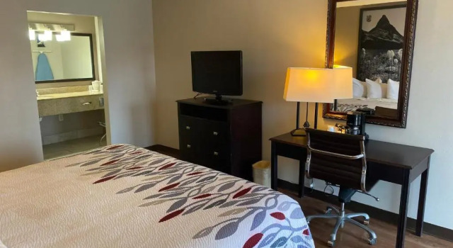 Номер Superior Red Roof Inn Savannah North I-95 - Port Wentworth