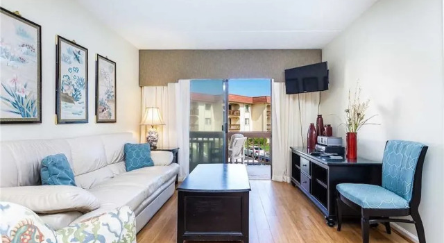 Ocean & Racquet 5213 - Two Bedroom Condo, Rezerwuj Hotel Hotele w Saint Augustine Area z parkingiem, Parking