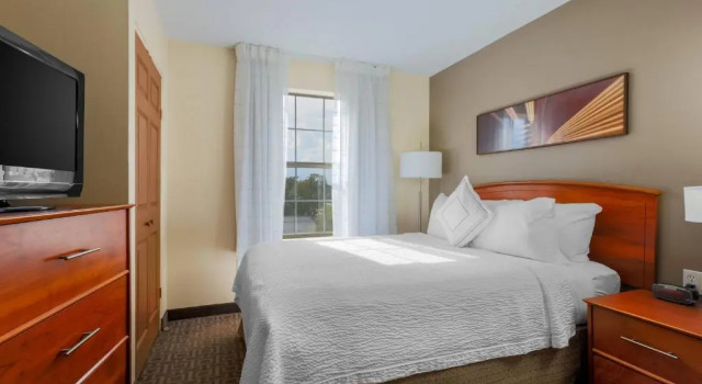 Люкс с 2 комнатами TownePlace Suites by Marriott College Station