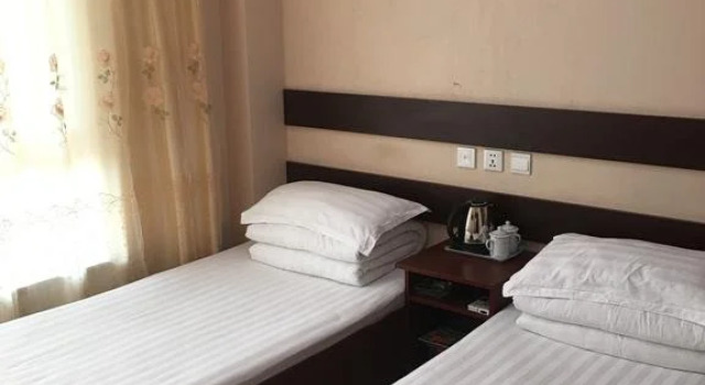 Pearl Fashion Inn