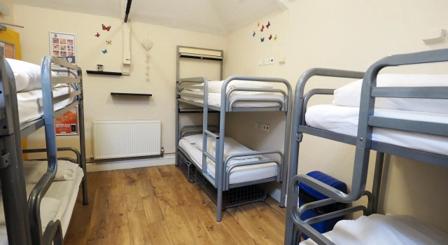 Кровать в общем номере (женский номер) St Christophers Inn Greenwich