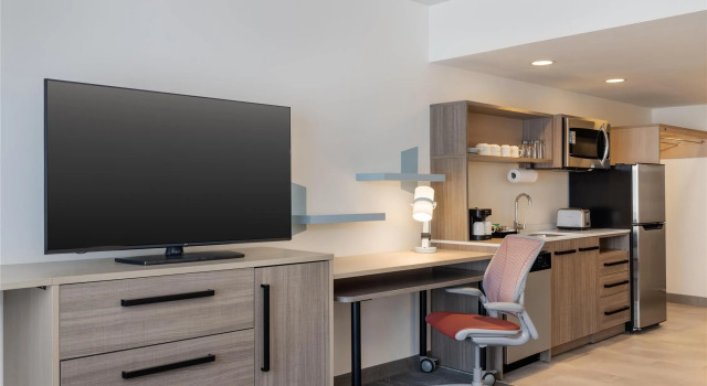 Четырёхместный люкс Home2 Suites By Hilton Altoona Des Moines