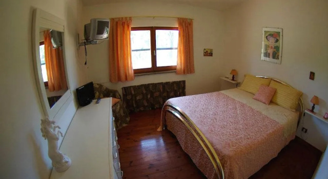Cariano al Soratte, Boek Hotel Hotels in Lazio met parkeren, Parkeren