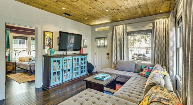 Walk to Soco: Home w/ Decks & City Views in Austin