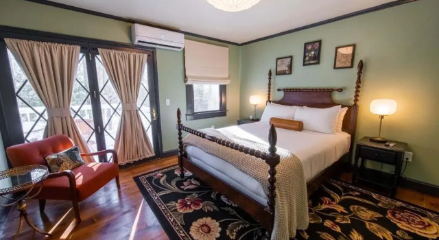 Двухместный люкс Hideaway Inn Lenox