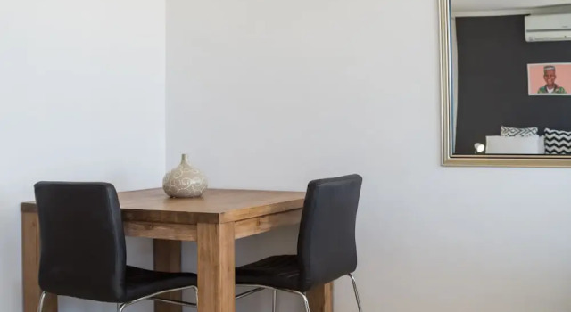 Four Seasons Apartments 2, Забронировать Апартаменты/квартира Отели Кейптауна с парковкой, рядом с Замок Доброй Надежды, Парковка