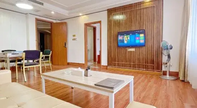 Люкс Deluxe Dongfang Ming Hotel (Dongguan Huangjiang Branch)