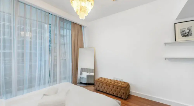 Chic 1BR Canal View at Waves Tower