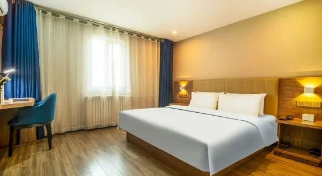 Люкс Home Inn Selected (Liaocheng Jinding Shopping Center Dongchang Lake Branch)