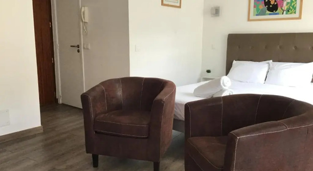 Studio 7 Promenade des Anglais, Забронировать Отель Ницца Приморские Альпы, рядом с Набережная Соединенных Штатов
