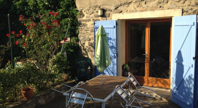 Ivy House Oupia, Rezerwuj Hotel Oupia Hérault