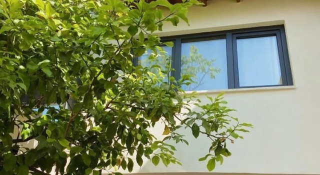 Sakli Tas Konak Otel, Забронировать Отель Отели Урла с парковкой, Парковка