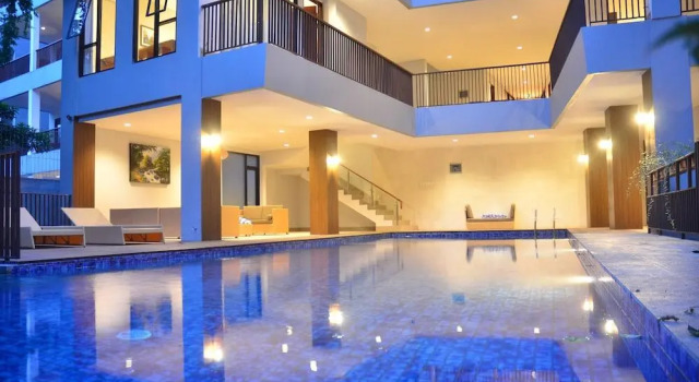 Radiance Hill View 10BR Villa with a Private heated swimming Pool