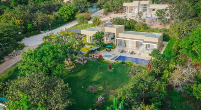 Коттедж Espectacular Casa De Campo Estilo Moderno Abierto