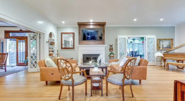 Коттедж Central Boise Mansion Close to Dtwn, River & Bsu!