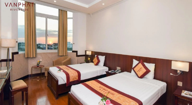 Трёхместный номер Superior Van Phat Riverside Hotel
