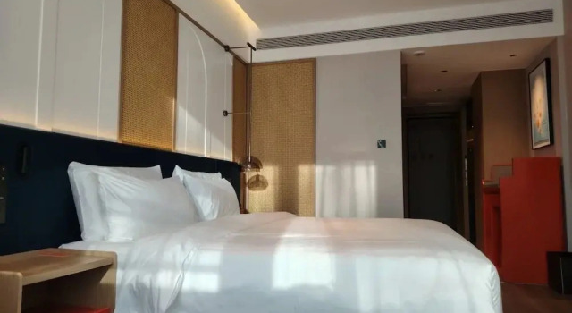 Lanzhou Airport Fengyue Holiday Hotel, Book Hotel Lanzhou Gansu