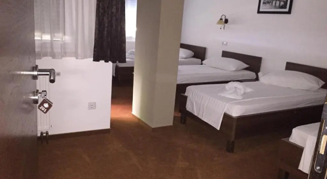 Четырёхместный номер Standard Hotel Oaza