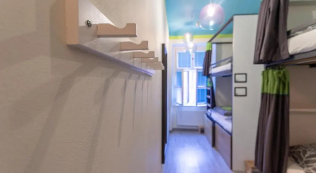 Cama en dormitorio compartido The RoadHouse Prague
