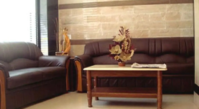Hotel Pushpak International