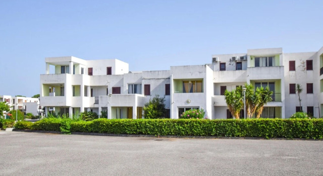Nice Apartment in Isca Marina With 1 Bedrooms, Book Apartment Isca Marina Calabria