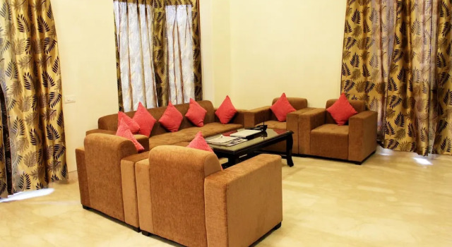 Oyo Rooms Noida Sector 43