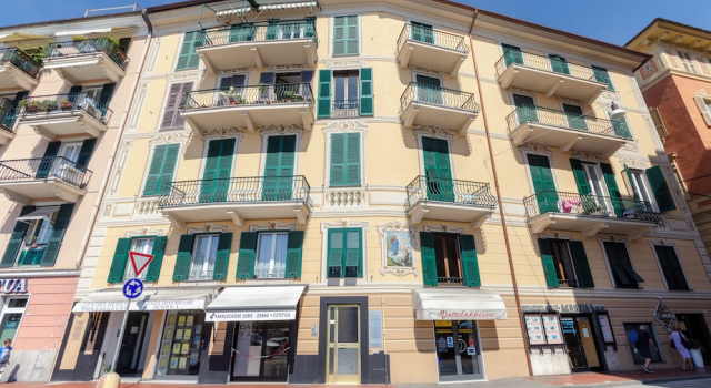 Casa Rosa al Mare, Rapallo, Забронировать Апартаменты/квартира Отели Рапалло с парковкой, Парковка