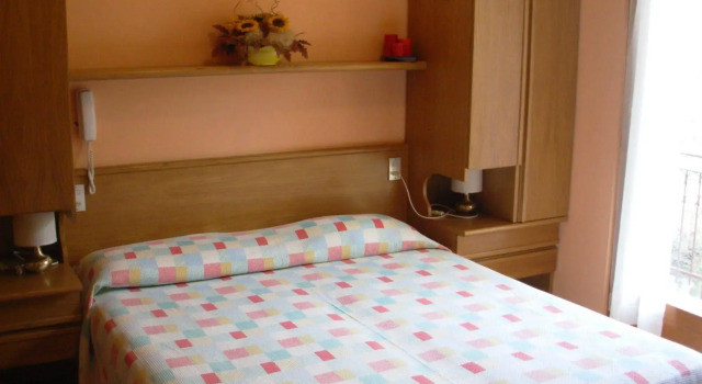Hotel Casa Gagliardi, Забронировать Отель Бренцоне-суль-Гарда Garda Veneto