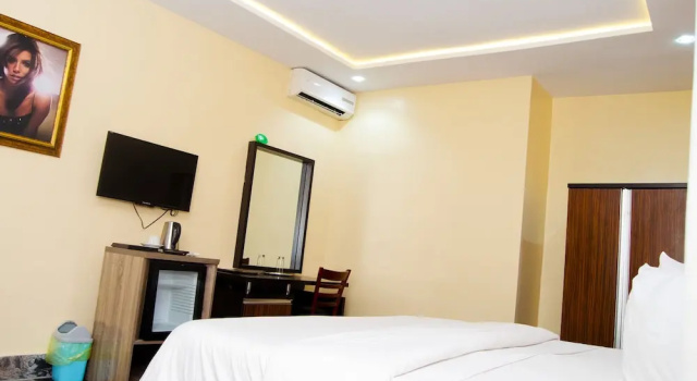 Двухместный номер Standard c 1 комнатой Residency Hotel Area 11 Abuja