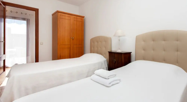 Anahi Home Drago 12