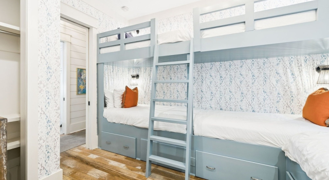 South Of 30a Close To The Beach + Watercolor Beach Club Evergreen Dream 5 Bedroom Home by RedAwning, Забронировать Дом для отпуска Виллы Санта-Роза-Бич, Вилла