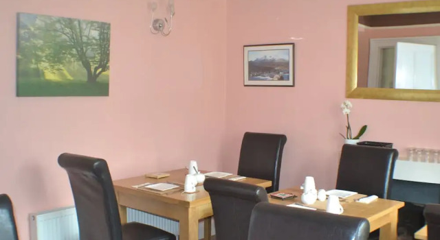 Strathallan B&B, Забронировать Отель «постель и завтрак» Отели Инвернесс с бассейном, рядом с Victorian Market, Бассейн