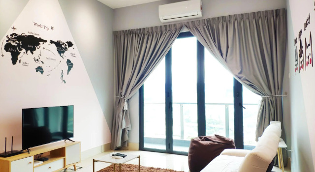 One Residences, 4 pax, 5 mins to MyTOWN