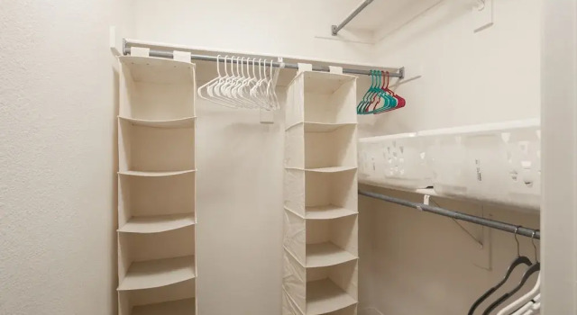 Irvine Comfort Collection 2 bed & 2 Bath, Забронировать Отель Ирвайн округ Ориндж, рядом с San Joaquin Wildlife Santuary
